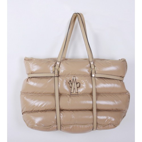 Sacs Moncler KAHKAH-kee